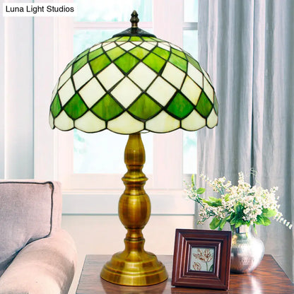 Aurore - 1- Lámpara de mesa de noche de 1 cabezal, color verde mediterráneo, con pantalla de cristal tallado y diseño de celosía.