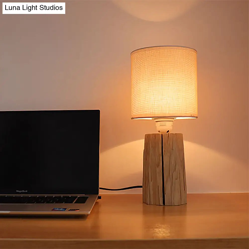 Azmidiske - Lámpara de noche cilíndrica de estilo clásico para dormitorio con pantalla de tela - 1 luz