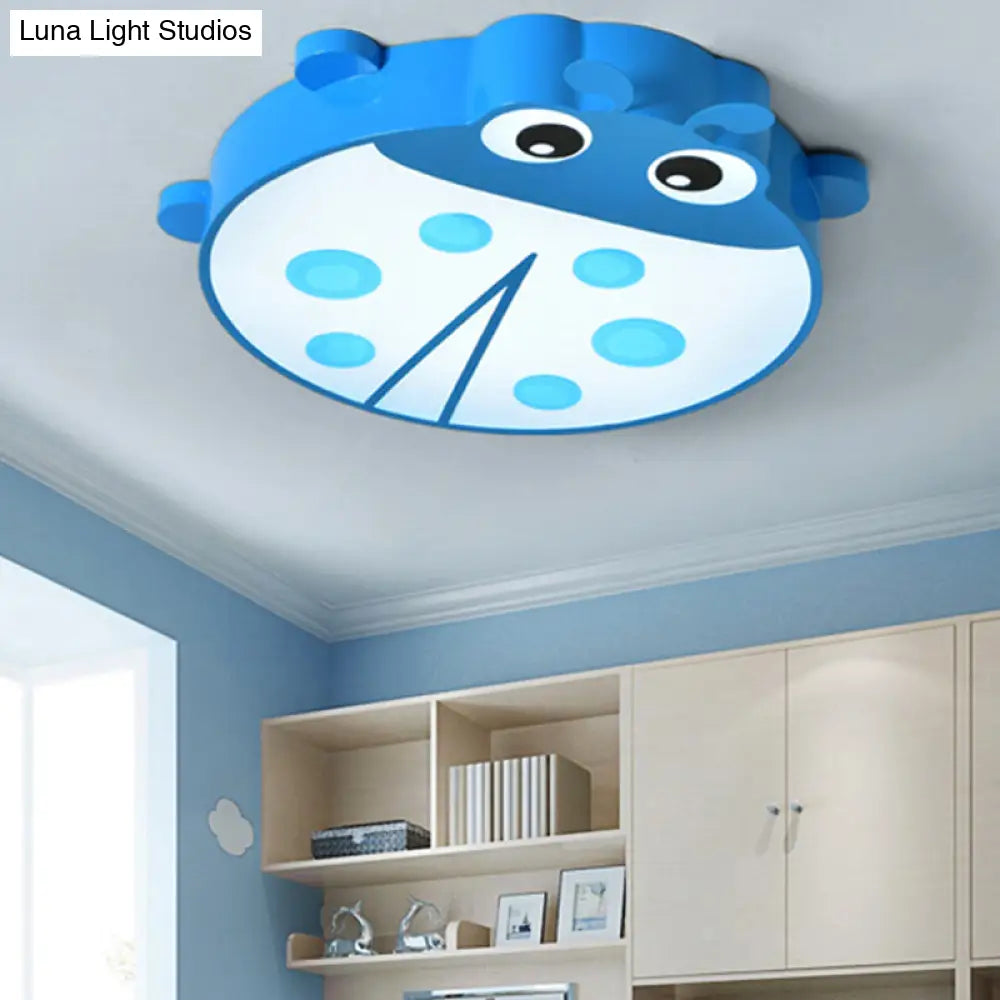 ديكوربايتس™ مصباح سقف على شكل خنفساء كرتونية لغرفة الأطفال - مصباح رفيع من الأكريليك والمعدن