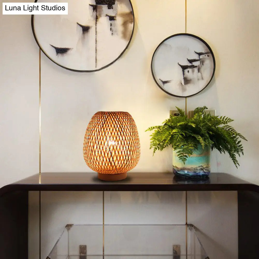 مصباح طاولة جانبي من DecorBites™ مصنوع يدويًا من الخيزران - مصباح طاولة عصري بمصباح واحد