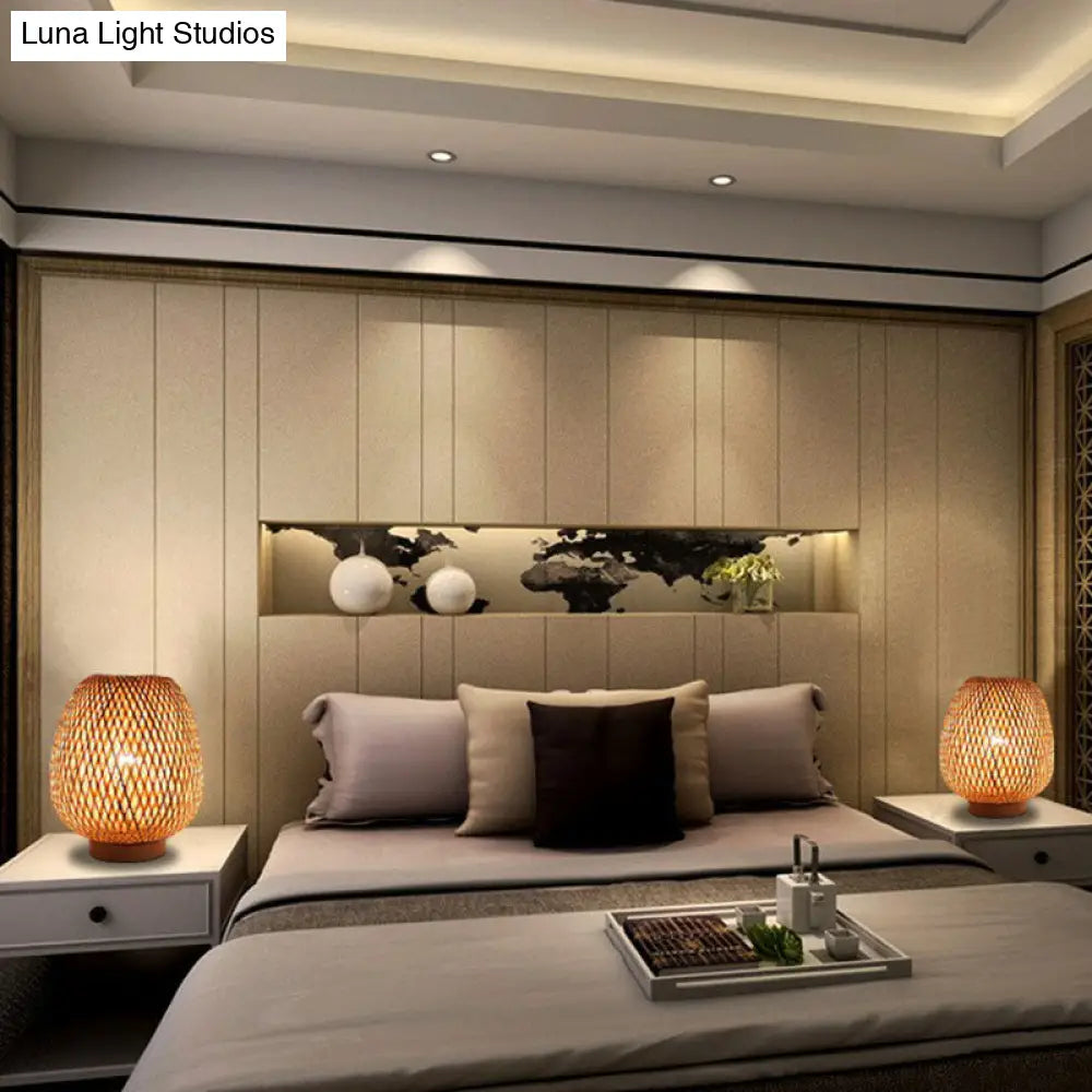 مصباح طاولة جانبي من DecorBites™ مصنوع يدويًا من الخيزران - مصباح طاولة عصري بمصباح واحد