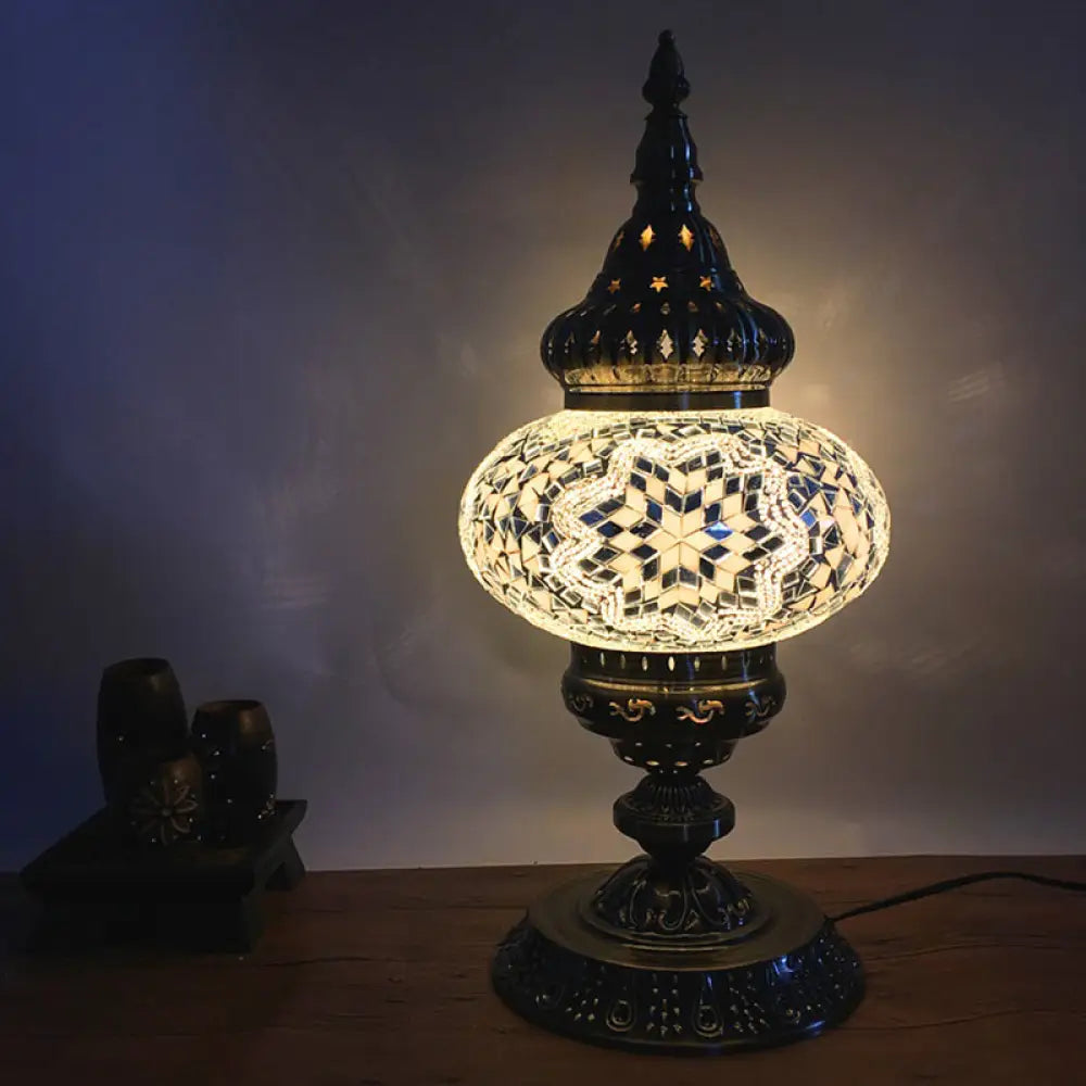 باربرا - إضاءة طاولة بوهيميا بيضاوية من الزجاج الملون، إضاءة طاولة جانبية لغرفة المعيشة برأس واحد، باللون الأبيض/الأحمر/الأصفر