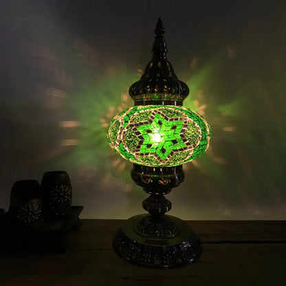 باربرا - إضاءة طاولة بوهيميا بيضاوية من الزجاج الملون، إضاءة طاولة جانبية لغرفة المعيشة برأس واحد، باللون الأبيض/الأحمر/الأصفر