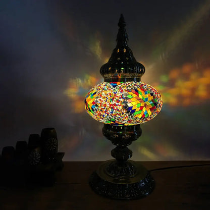 باربرا - إضاءة طاولة بوهيميا بيضاوية من الزجاج الملون، إضاءة طاولة جانبية لغرفة المعيشة برأس واحد، باللون الأبيض/الأحمر/الأصفر