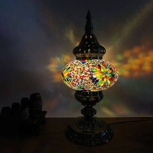 باربرا - إضاءة طاولة بوهيميا بيضاوية من الزجاج الملون، إضاءة طاولة جانبية لغرفة المعيشة برأس واحد، باللون الأبيض/الأحمر/الأصفر