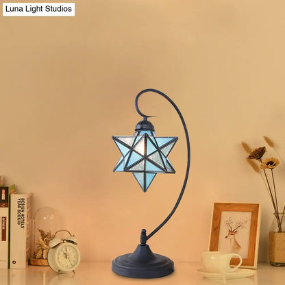 Lámpara de noche barroca con pentagrama negro - 1 cabezal, luz de mesa de noche de cristal para mesilla de noche en rosa/amarillo/azul