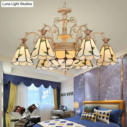 Lámpara de araña cónica barroca - 9/11 luces - Cristal tallado con acabado blanco y dorado