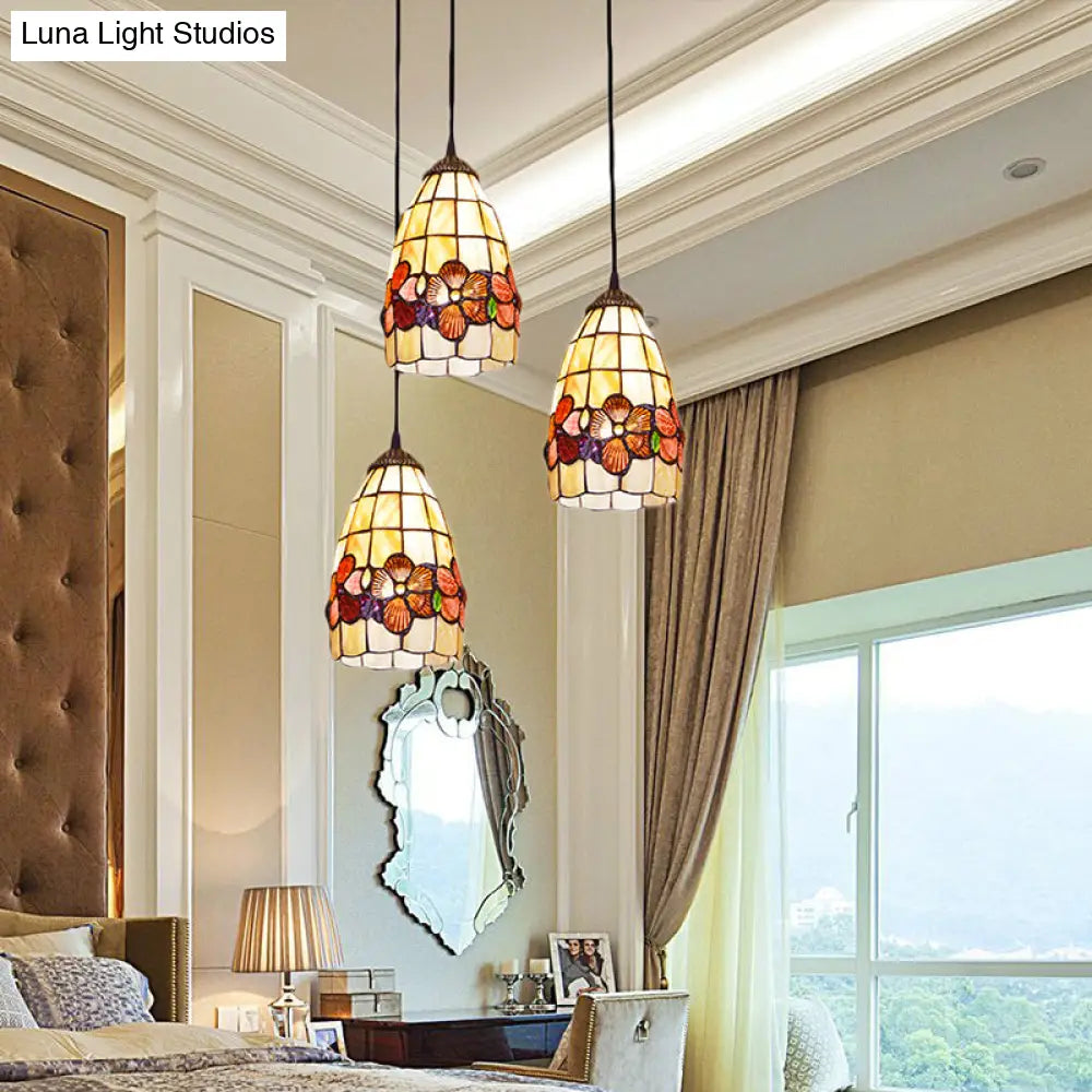 Baroque Shell Bell Pendant Light with 3 Yellow Bulbs and Linear/Round Canopy