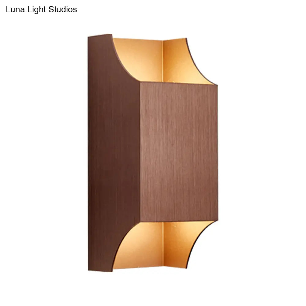 Aplique de pared LED DecorBites™ para dormitorio, con luz ascendente y descendente, 1 luz y pantalla geométrica metálica, en negro, gris y blanco.