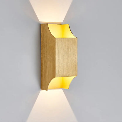 Aplique de pared LED DecorBites™ para dormitorio, con luz ascendente y descendente, 1 luz y pantalla geométrica metálica, en negro, gris y blanco.