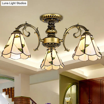 Lámpara de techo semiempotrada DecorBites™ de cristal beige con 3 luces en blanco/latón antiguo para comedor