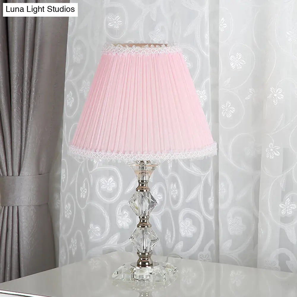 Benetnasch - 1-Head Pink Crystal Bedroom Desk Lamp with Scalloped Shade