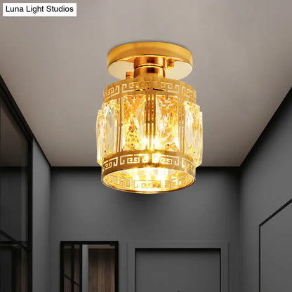 Lámpara de techo semiempotrada DecorBites™ con copa de cristal biselado y acabado oriental en dorado