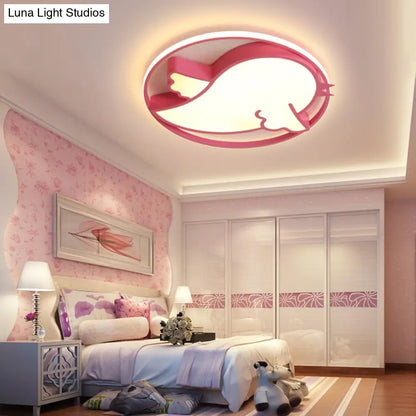 ديكوربايتس™ مصباح LED مدمج على شكل طائر لغرفة نوم الأطفال - وحدة سقف أكريليك زرقاء/وردية مع حلقة معدنية