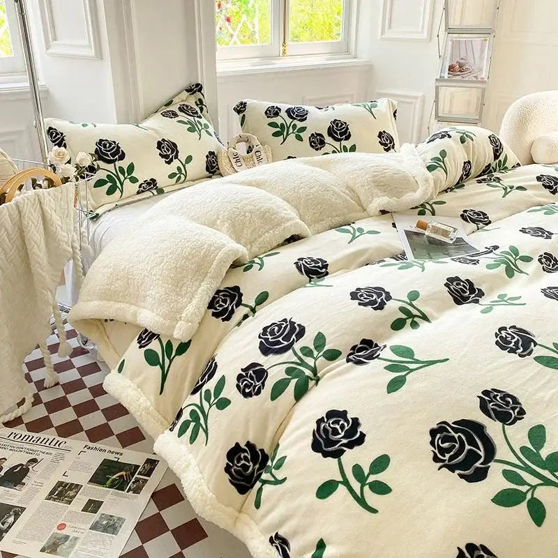 Cream-colored fleece comforter set with black and green rose floral pattern for a cozy blanket decorbites cartoon print bedroom