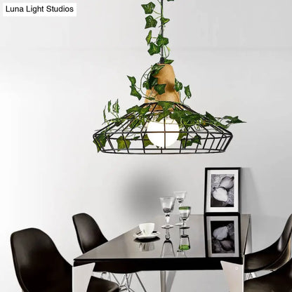 Black Antique Metal Barn LED Drop Pendant Lamp with Plant for Restaurant