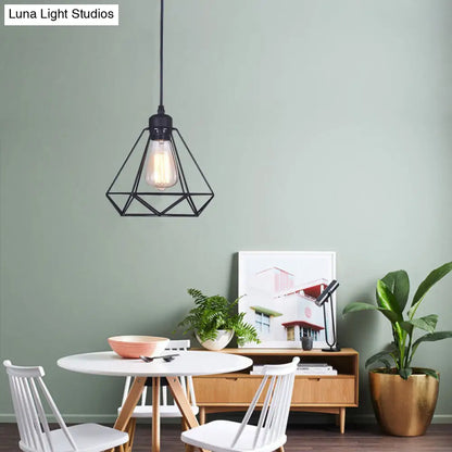 Black Diamond Iron Cluster Pendant: Industrial Retro Hanging Lamp for Restaurants (1-Light)