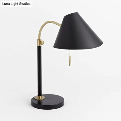 Black Flared Iron Table Lamp with Pull Chain for Study Room