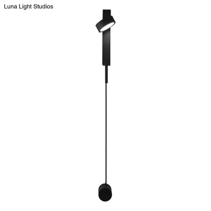 ديكوربايتس™ - مصباح حائط LED أسود/ذهبي - تركيب جداري معدني أنيق وعصري