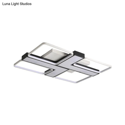 وحدة إضاءة LED سوداء على شكل حرف L من DecorBites™ مثبتة في السقف لغرفة الدراسة، باللون الأبيض الدافئ، بعرض 19 بوصة/24.5 بوصة/31.5 بوصة