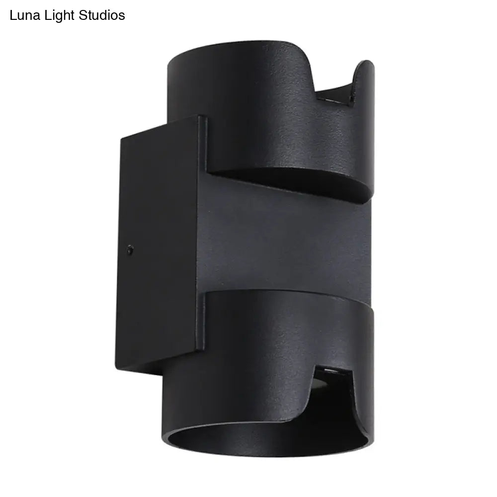 Aplique de pared empotrable LED negro DecorBites™ - Iluminación ascendente y descendente con pantalla cilíndrica metálica para patio