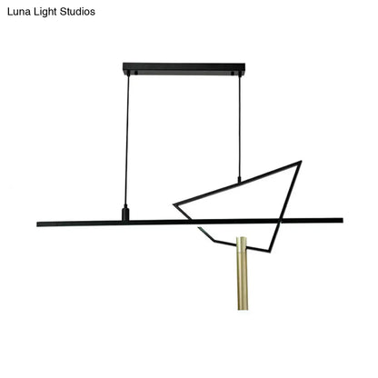 Lámpara de araña lineal LED negra: Lámpara colgante minimalista de metal para sala de lectura