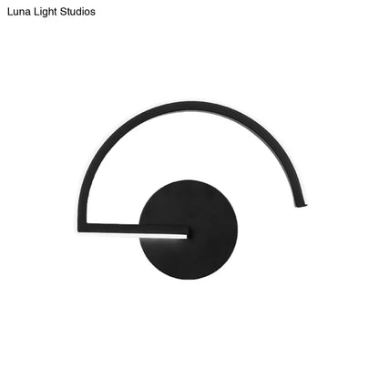 DecorBites™ Black Metal LED Wall Sconce with Minimalist Half-Circle Design - Warm/White Light, Open Concept