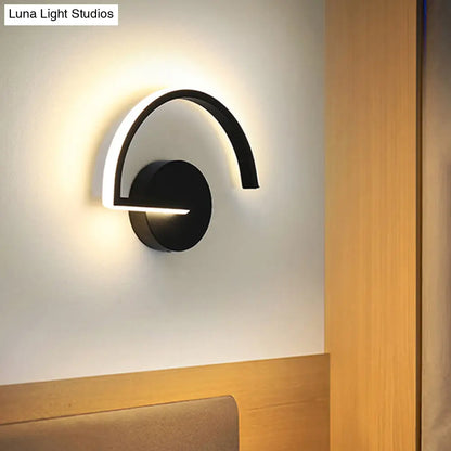 DecorBites™ Black Metal LED Wall Sconce with Minimalist Half-Circle Design - Warm/White Light, Open Concept