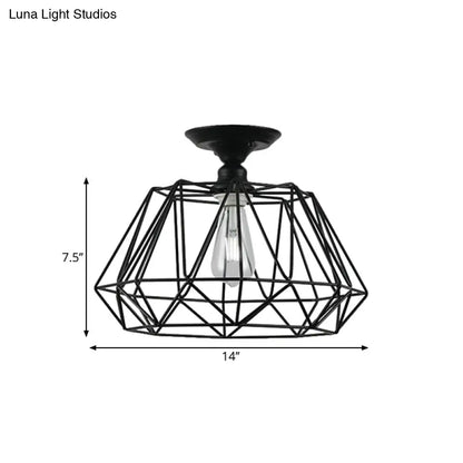 وحدة إضاءة سقف DecorBites™‎ سوداء معدنية على شكل قفص ماسي للممر - طراز صناعي علوي، قريبة من إضاءة السقف
