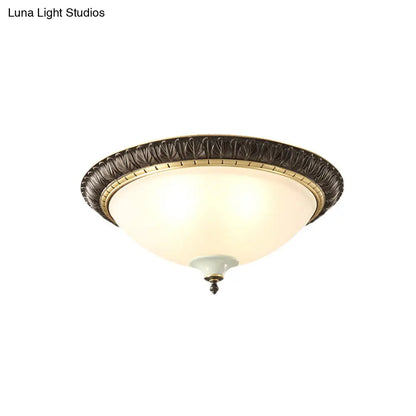 Lámpara de techo DecorBites™ de cristal opalino negro con adorno de hojas/flores - Montaje empotrado tradicional de 3 luces