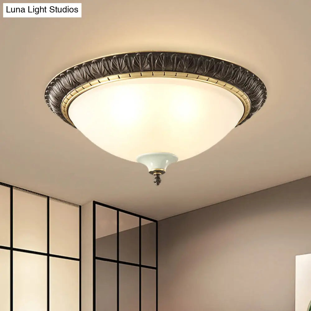 Lámpara de techo DecorBites™ de cristal opalino negro con adorno de hojas/flores - Montaje empotrado tradicional de 3 luces