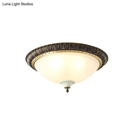 Lámpara de techo DecorBites™ de cristal opalino negro con adorno de hojas/flores - Montaje empotrado tradicional de 3 luces