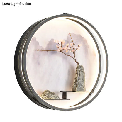Lámpara de pared LED de metal negro de estilo oriental con diseño de montaña y flores