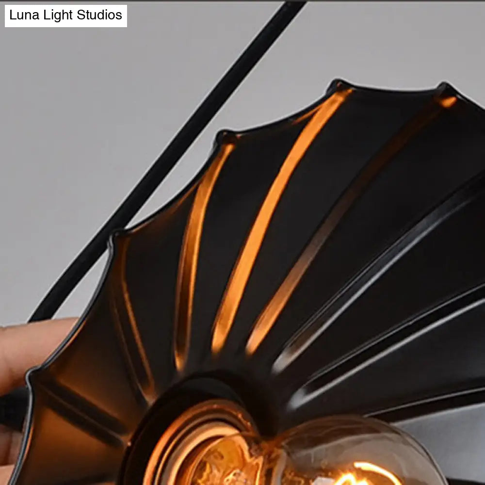 Lámpara de techo colgante de hierro negro festoneado - Lámpara colgante para comedor tipo loft con 1 bombilla