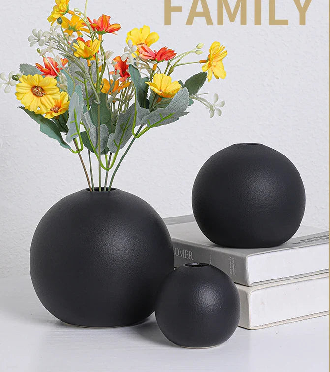 Black & White Ceramic Round Vase - Vase