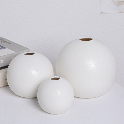 Black & White Ceramic Round Vase - Vase