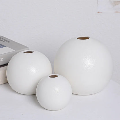 Black & White Ceramic Round Vase - Vase
