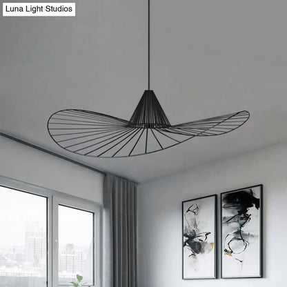 Black Wire Hat Shaped Pendant Lamp – 1 Light | Simple Style Suspension for Restaurants