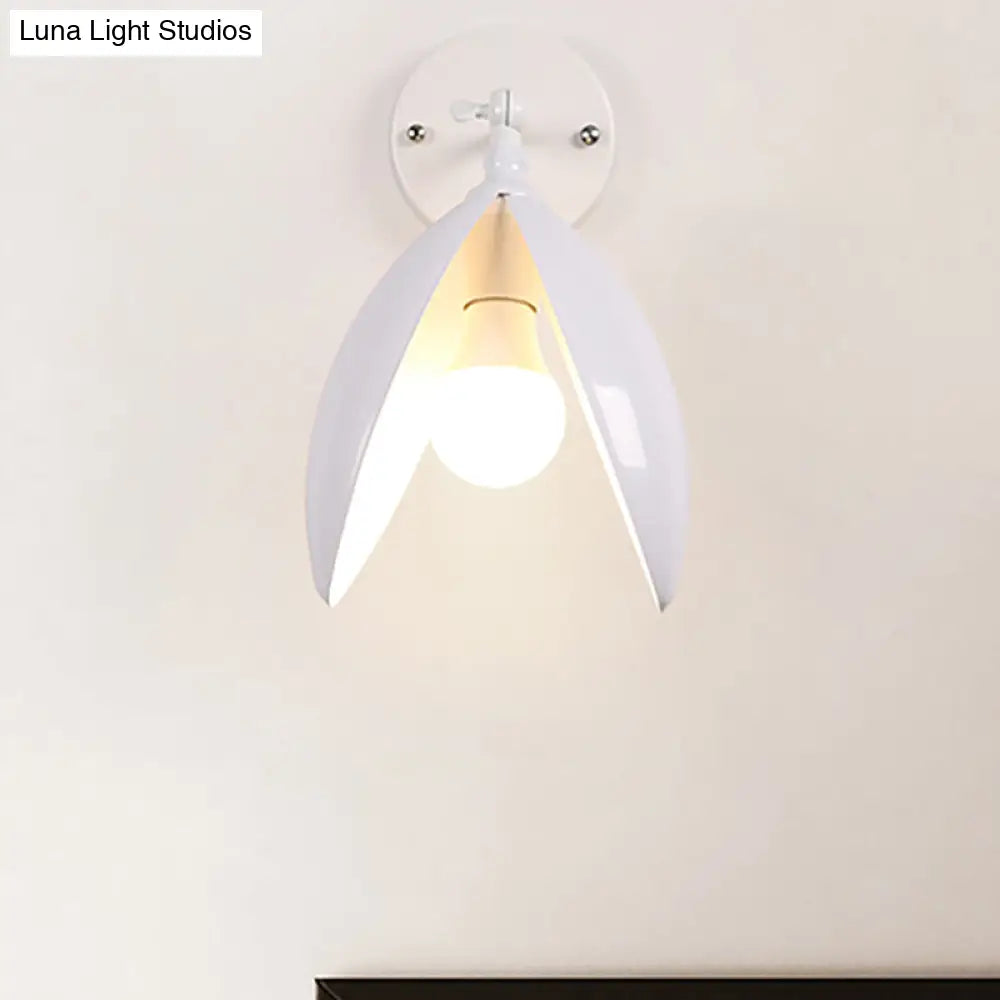 ديكوربايتس™ مصباح حائط بلومينج باد - مصباح حائط معدني حديث بضوء واحد لغرفة المعيشة (أسود/أبيض)