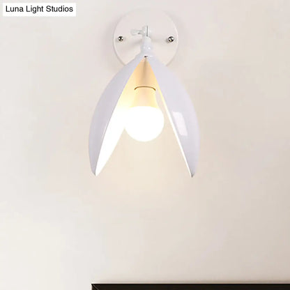 ديكوربايتس™ مصباح حائط بلومينج باد - مصباح حائط معدني حديث بضوء واحد لغرفة المعيشة (أسود/أبيض)