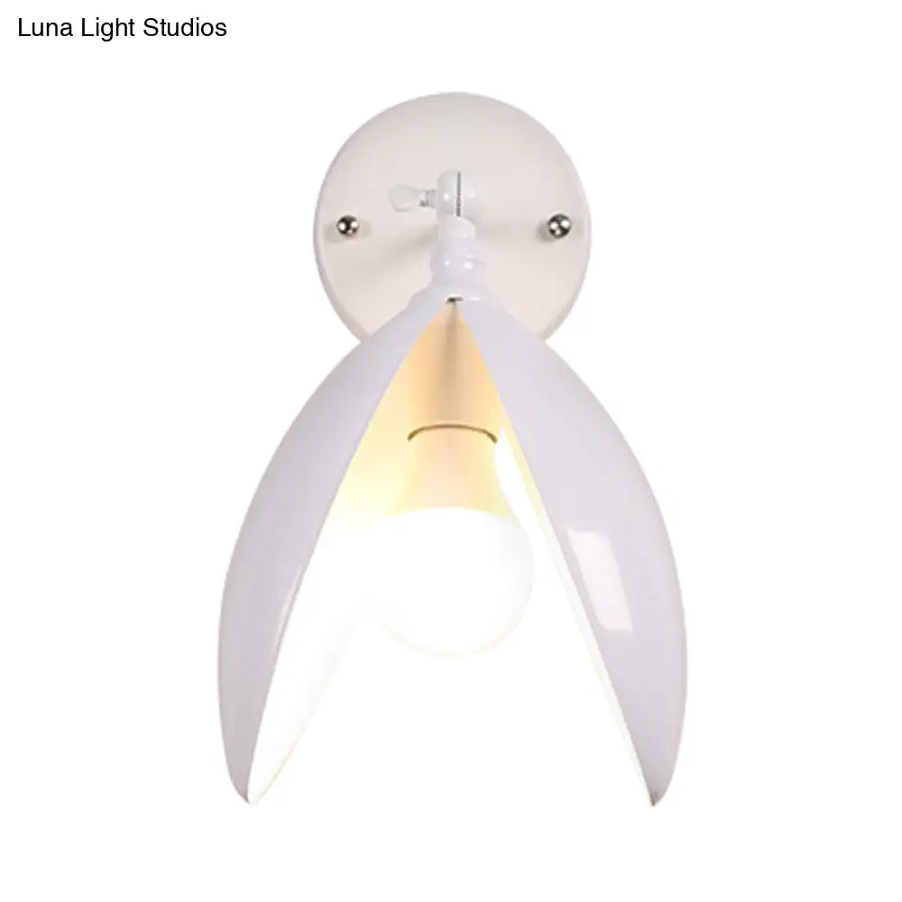 ديكوربايتس™ مصباح حائط بلومينج باد - مصباح حائط معدني حديث بضوء واحد لغرفة المعيشة (أسود/أبيض)