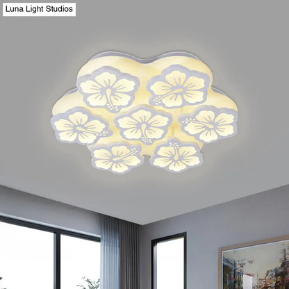 DecorBites™ Blossom Acrylic LED Flush Mount Ceiling Light: بسيط وأنيق، خيارات 5/7/12 رأسًا في ضوء دافئ/أبيض/طبيعي