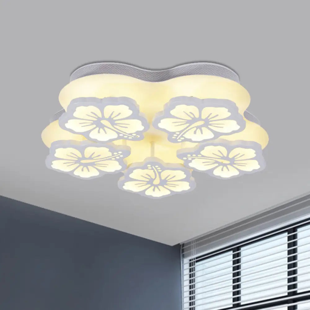 DecorBites™ Blossom Acrylic LED Flush Mount Ceiling Light: بسيط وأنيق، خيارات 5/7/12 رأسًا في ضوء دافئ/أبيض/طبيعي