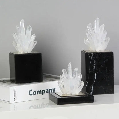 Clear quartz crystal clusters on black marble bases as blue agate stone crystal sculpture for living room decorbites ornament