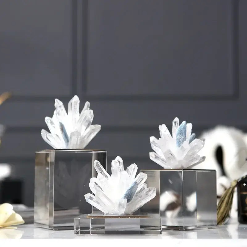 Clear quartz agate stone crystal sculpture with blue inclusions on mirrored bases for decorbites living room ornament
