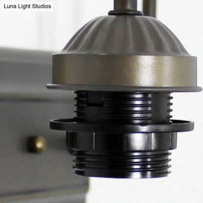 Aplique de pared Tiffany Petal de cristal azul y beige con 3 luces, para dormitorio, en color negro.