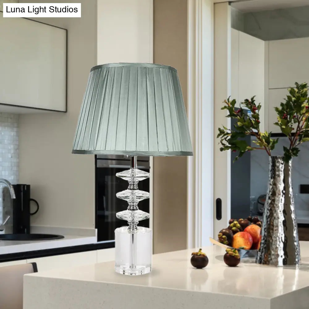 Lámpara de mesa de noche de tela azul con detalle de cristal transparente - Diseño cónico tradicional, 1 luz