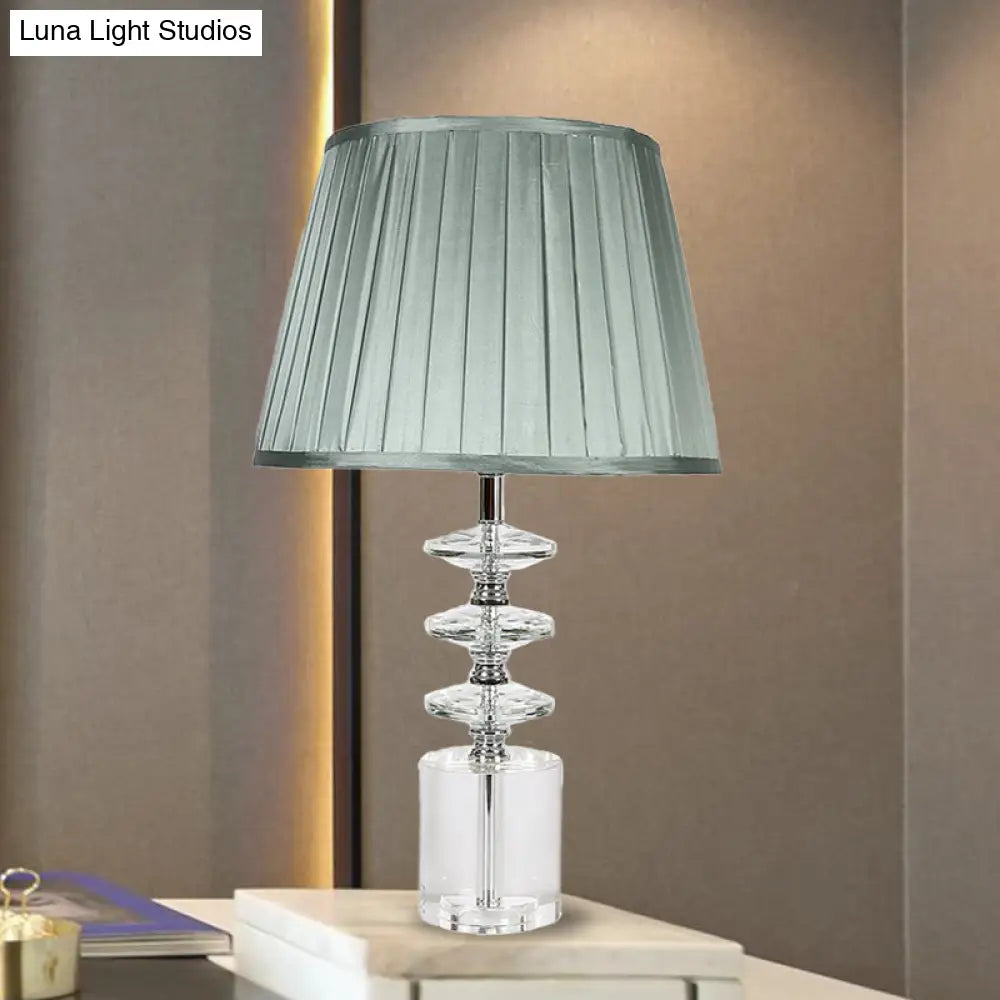 Lámpara de mesa de noche de tela azul con detalle de cristal transparente - Diseño cónico tradicional, 1 luz