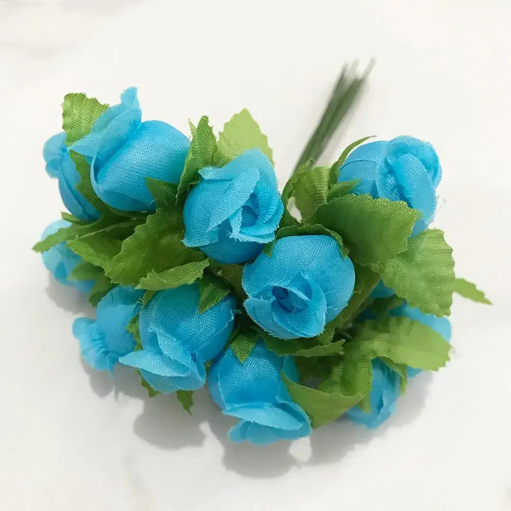 A cluster of decorbites blue flower cherry artificial blue roses with green fabric leaves for living room decor