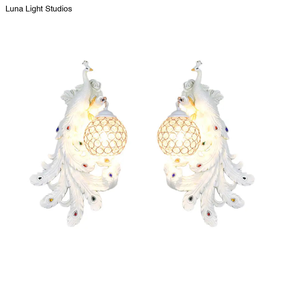 Lámpara de pared DecorBites™ Azul/Dorado Pavo Real - Aplique de resina estilo rústico con pantalla de globo de cristal (Paquete de 1/2)